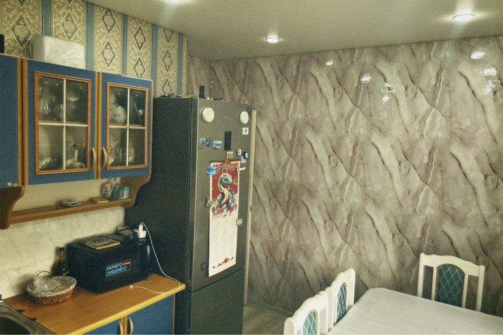 Продам квартиру 3-х ком 10-12