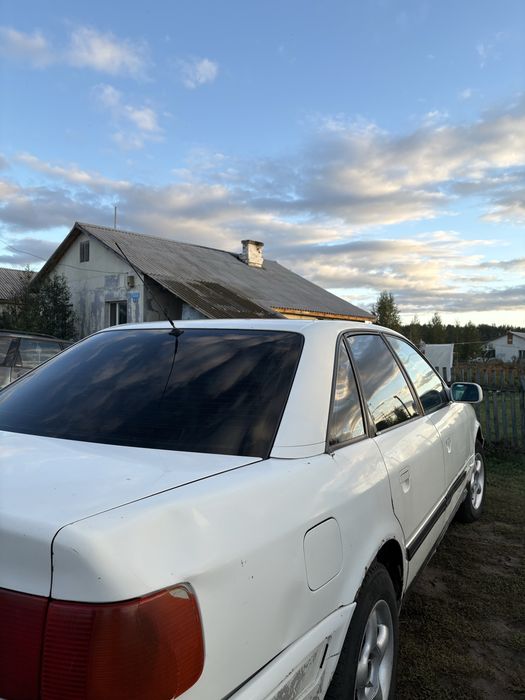 Ауди 100 с4  1991