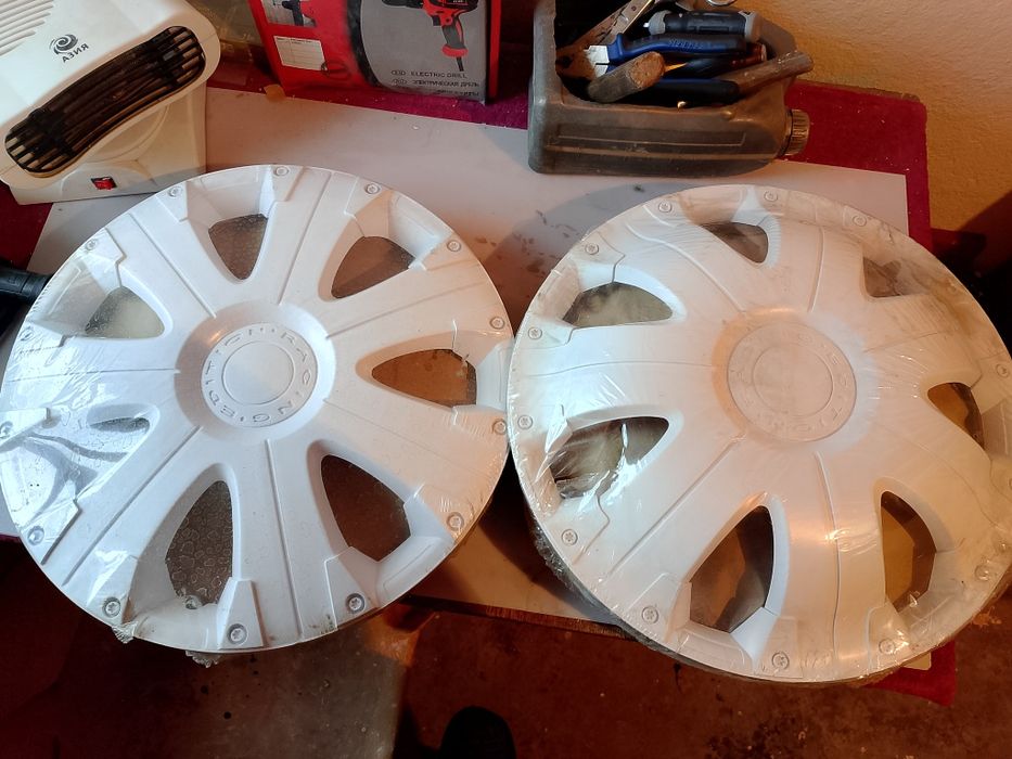 Продаются колпаки