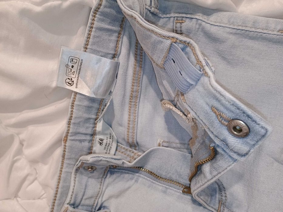 Красиви дънки за момиче