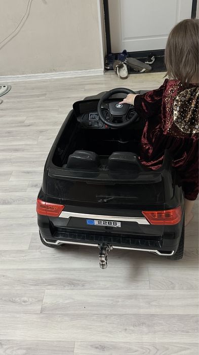 Машина детская большая