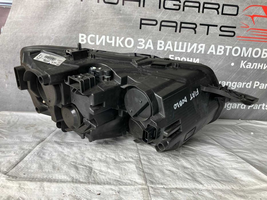 Ляв фар Toyota Proace