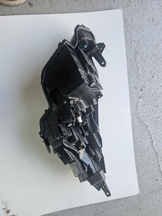 Far dreapta Toyota C-HR CHR 81110-F4240-00
