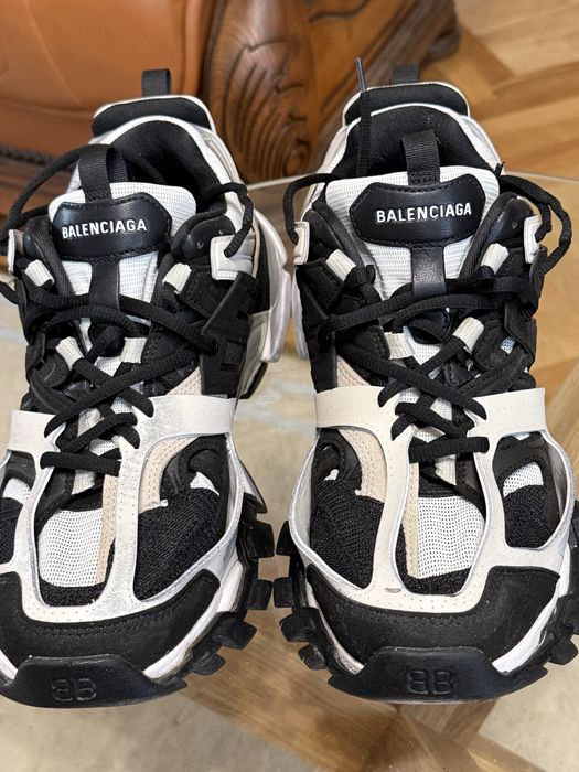 Balenciaga Track 43