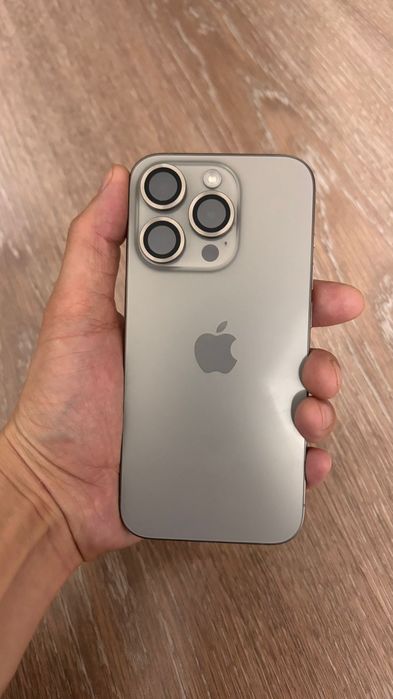 Продам iPhone 15 pro 128gb