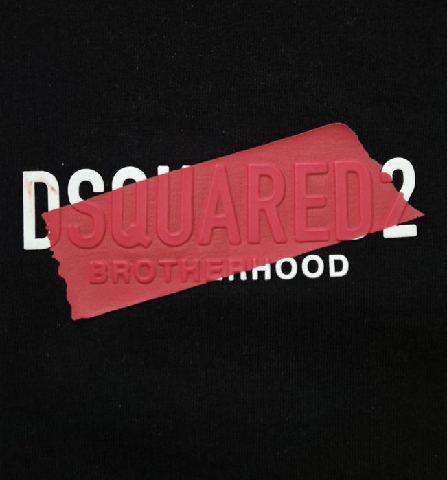 РАЗПРОДАЖБА! Оригинална мъжка тениска Dsquared - Размер Л