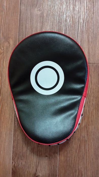 Продам перчатки 2х, лапа