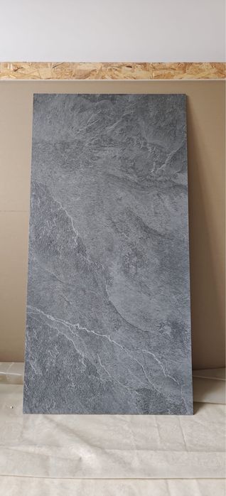 Vand gresie placi mari