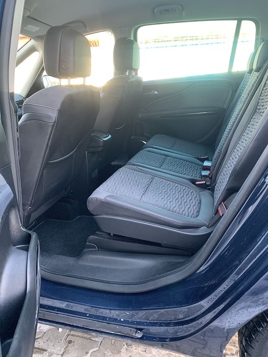 Opel Zafira Tourer2.0D 2012 165CP 6+1manual