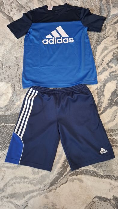 Compleu fotbal 10-13ani