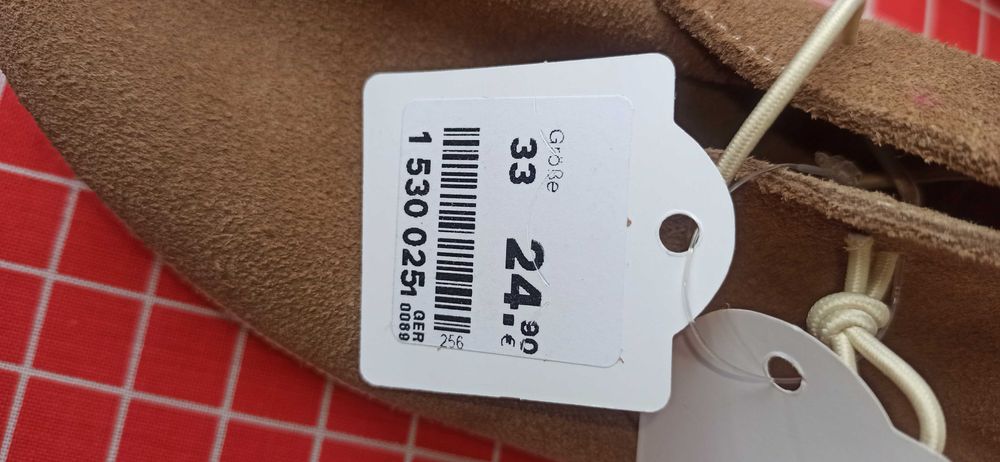 Продавам нови обувки от естествена кожа - 33 номер