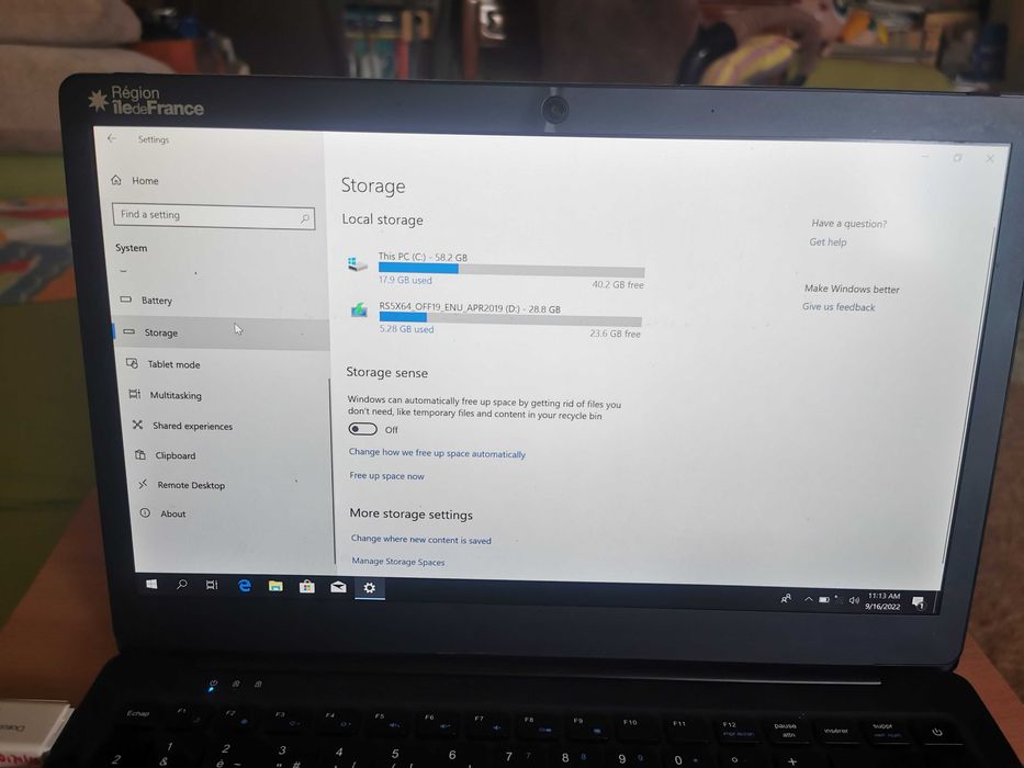 Laptop ultraportabil  Unowhy Y13  foarte subtire,defect,nu porneste