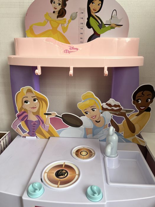 Продам детскую кухню Disney