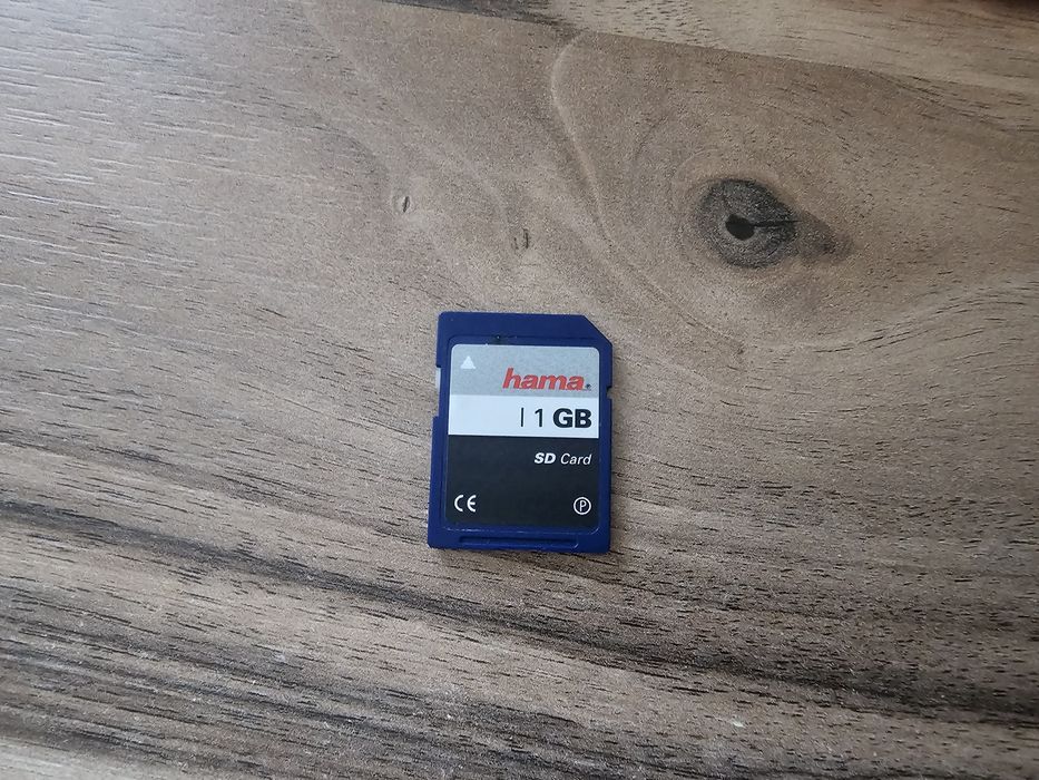 Samsung S860 – Компактна 8.1 MP камера + Подарък SD карта