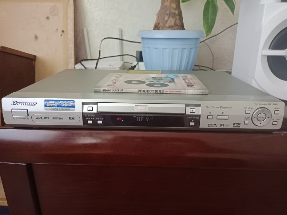 Проигрыватель Pioneer CD/DVD player