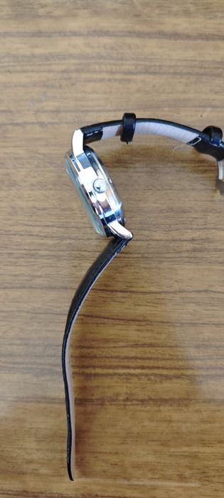 Продам часы Orient