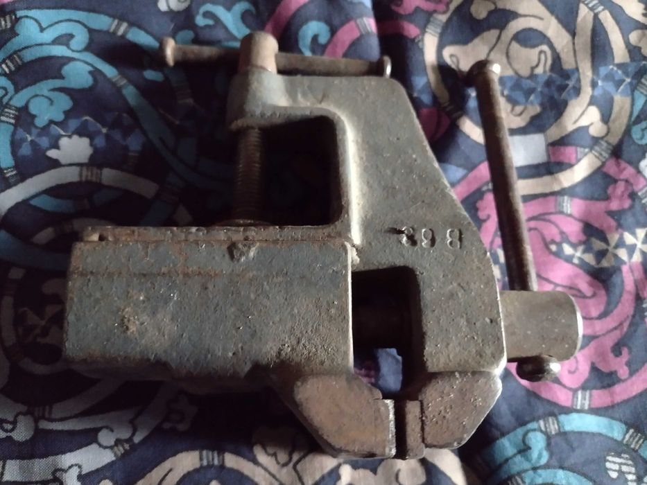 Продавам менгеме за 45 лева