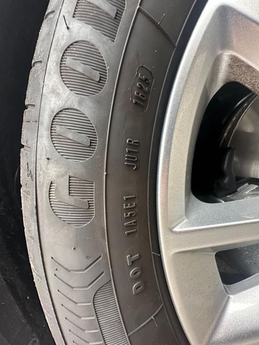 Anvelope vara GOODYEAR 205/55 R17