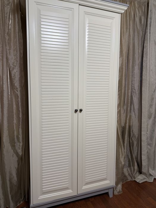 Шкаф детский белый