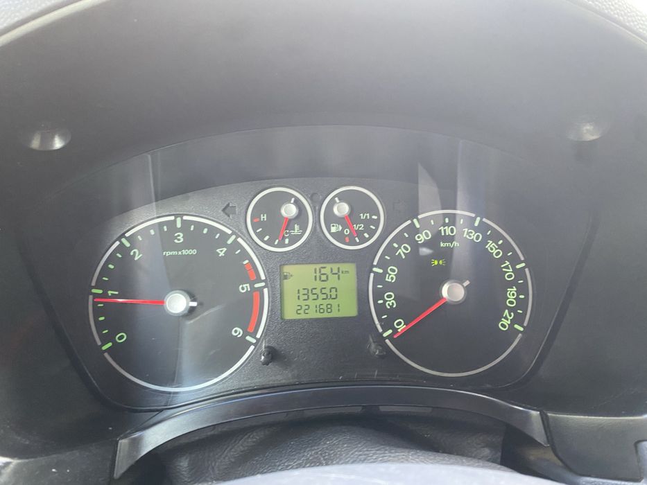 Ford transit tourneo connenct  форд транзит турнео кънект