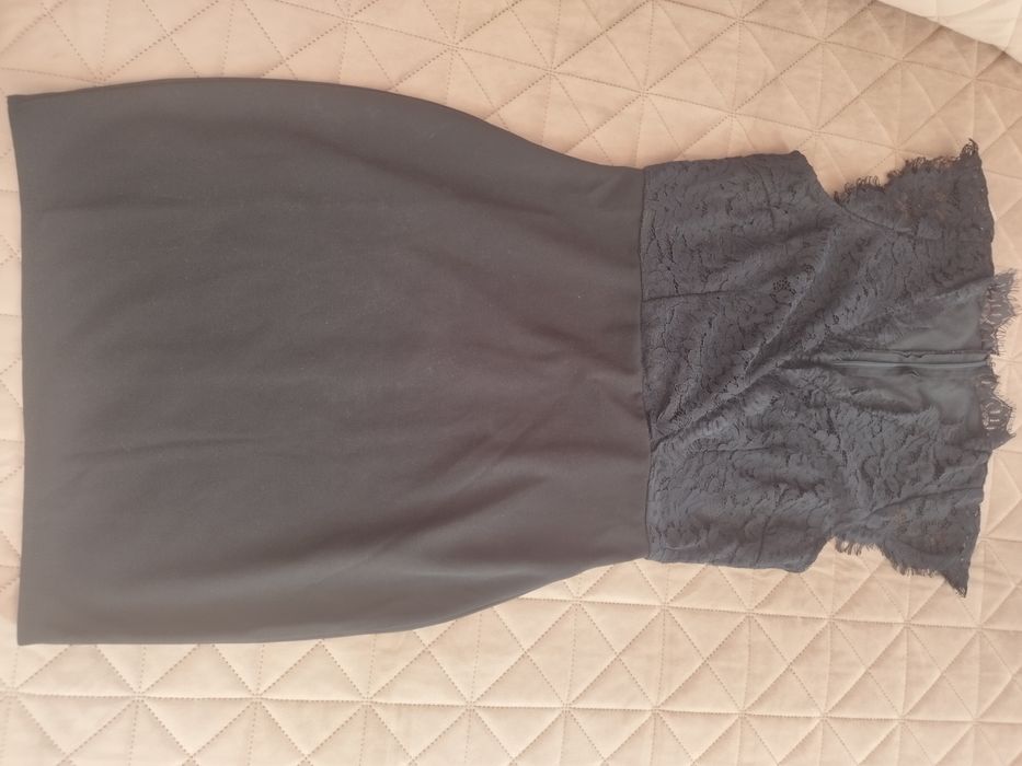 Дрехи- рокли и пола