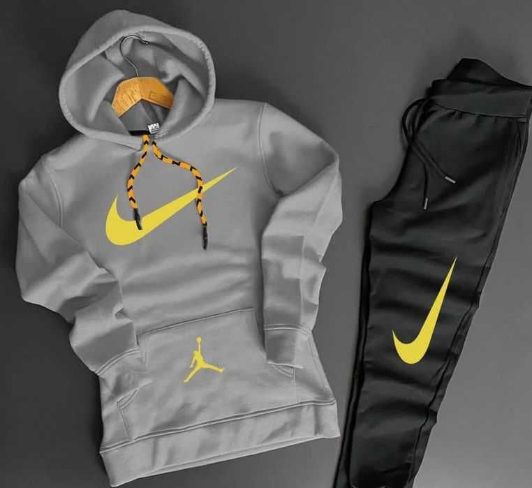 Спортни екипи Nike