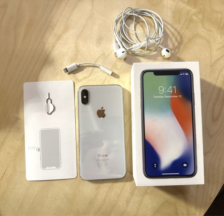 iPhone X 64 GB б/у сост. отл.
