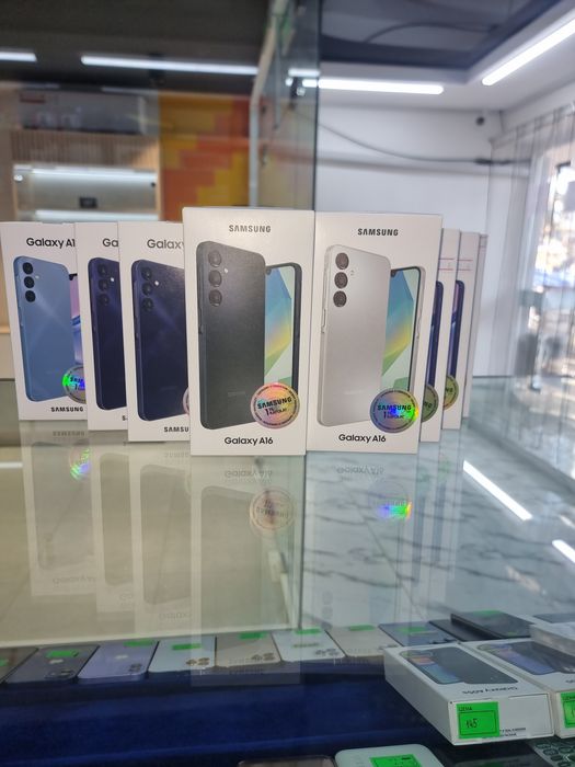 Telefonlar yangi Koreyadan kelgan har xel markadan bor Samsung iPhone