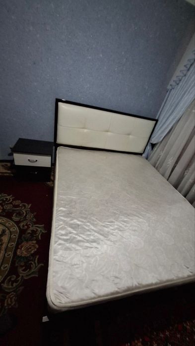 Спалний мебел сотилади.