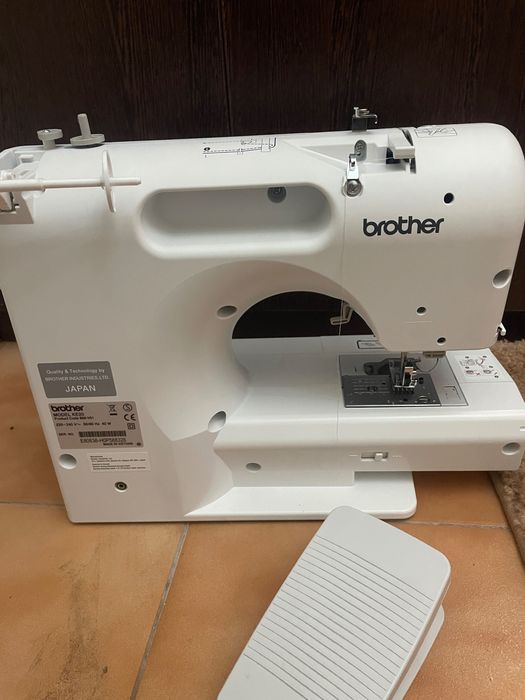 Mașină de cusut Brother