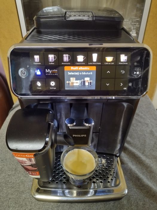 Espressor Philips Latte Go seria ep5400