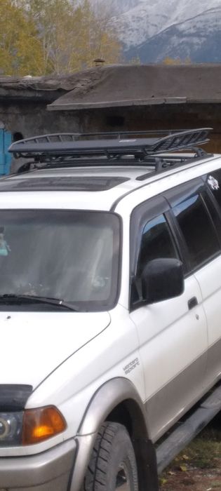 Продам багажник заводской