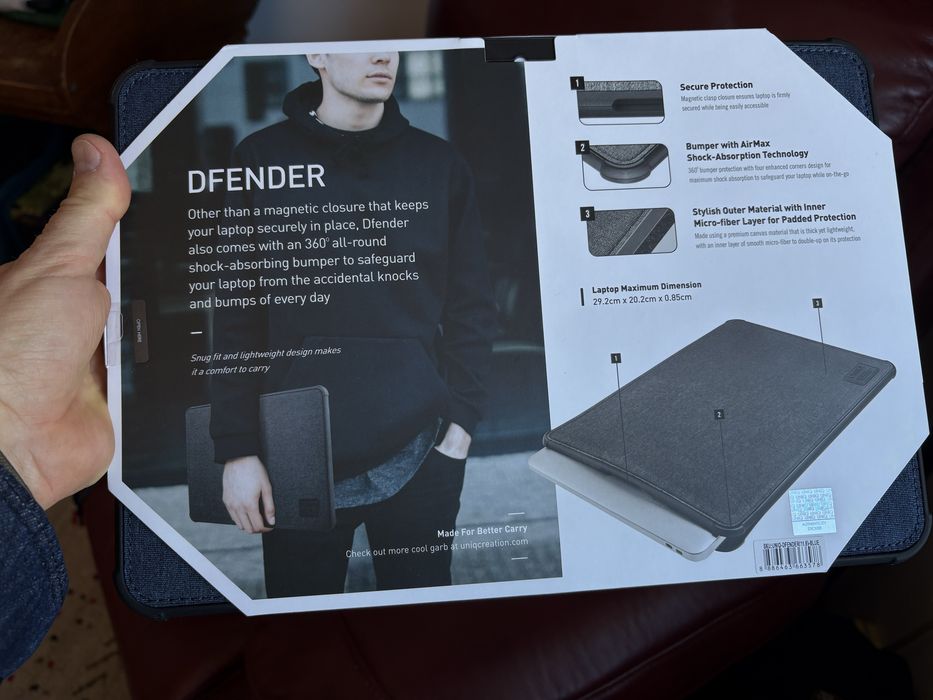 Husa Uniq Defender Apple Macbook 12”