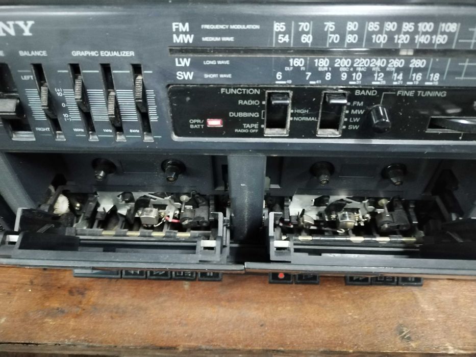 Ретро радиокасетофон SONY CFS-W350L