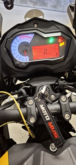 Benelli TRK 502X