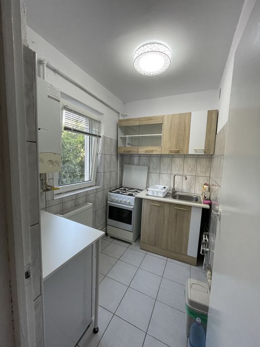 Inchiriez garsoniera renovata et 1 Valea Aurie