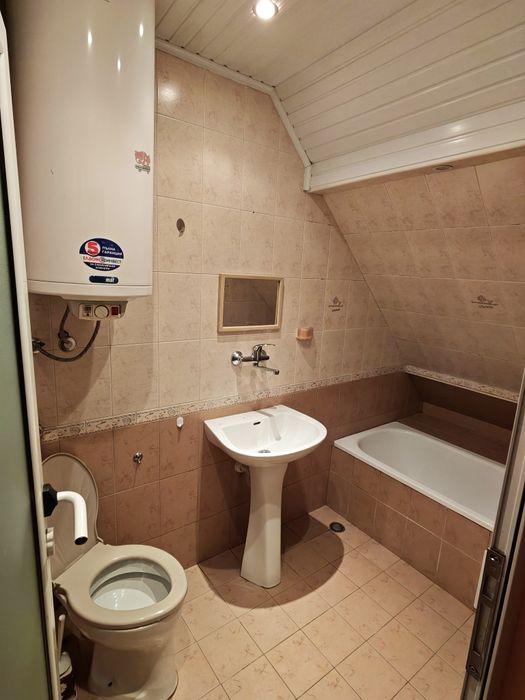 Дава се под наем Двустаен апартамент в Казанлък - 55 кв.м за 199.41 € - Снимка #4