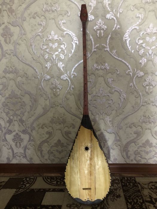 Продам Домбру + гитара срочно