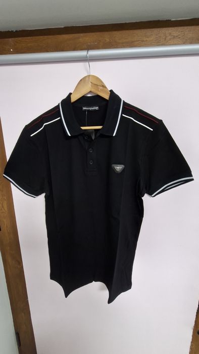 7 Tricouri pentru  barbati diferite dimensiuni  modele si culori