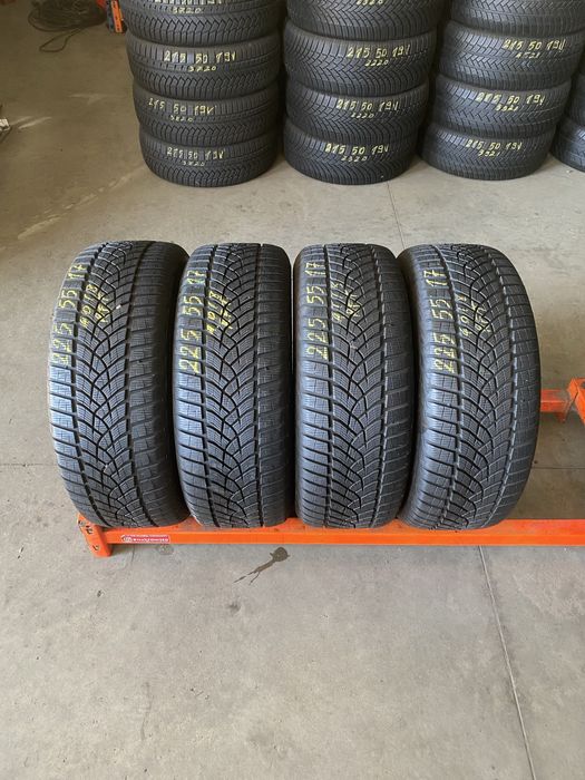 Anvelope iarna 225/55/17 Goodyear Ultra Grip Perf RFT 225 55 17 R17