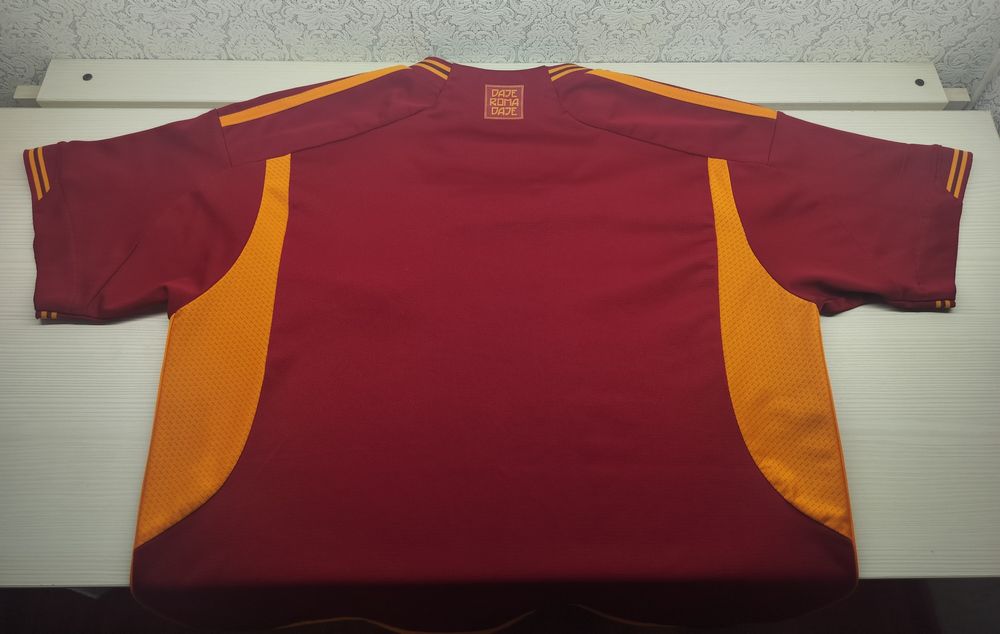 Футбольная форма FC Roma