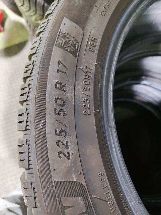 4 бр зимни 225/50/17 Michelin