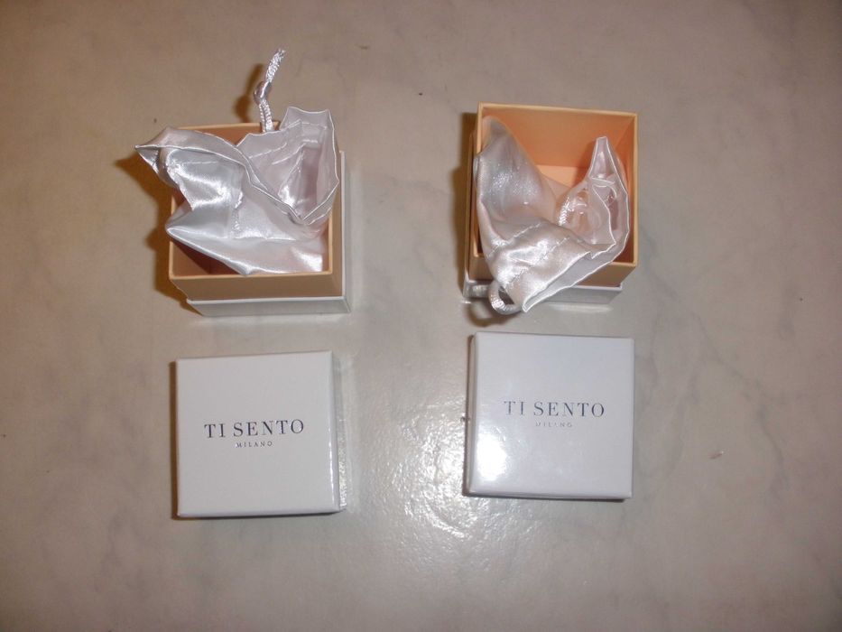 Кутии от бижута Swarowski, Just Cavalli, Tommy Hilfiger,Bliss,Тi Sento