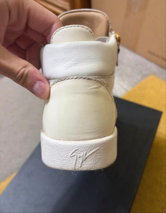 Giuseppe Zanotti 44