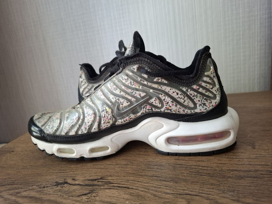 Nike air max plus дамски маратонки 40 номер.