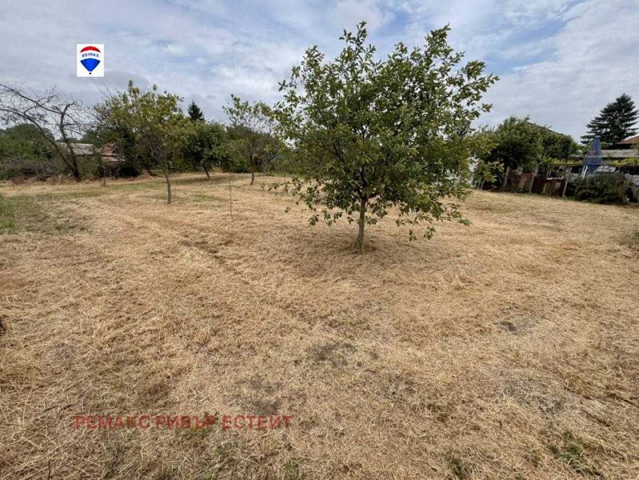 Продава се Парцел в Мартен - 972 кв.м за 44 €/кв.м - Снимка #2