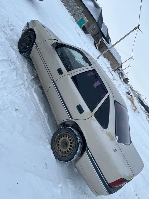 Опел вектра 2.0 объем 1994год