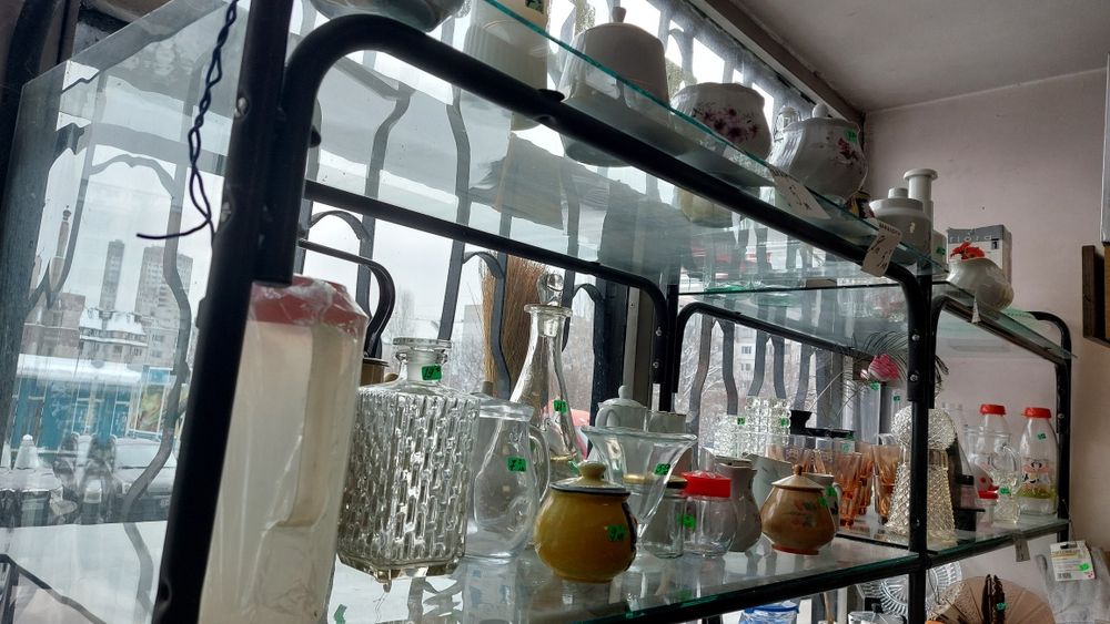 Стелаж магазинен