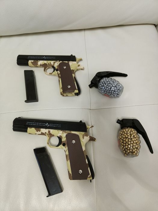 Pistol Glock sau Colt , pistol cu bile de plastic , construcție solidă Plastic abs și aluminiu