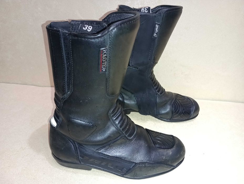 масивни кожени ботуши Polo Drive N 39 - 55 лв